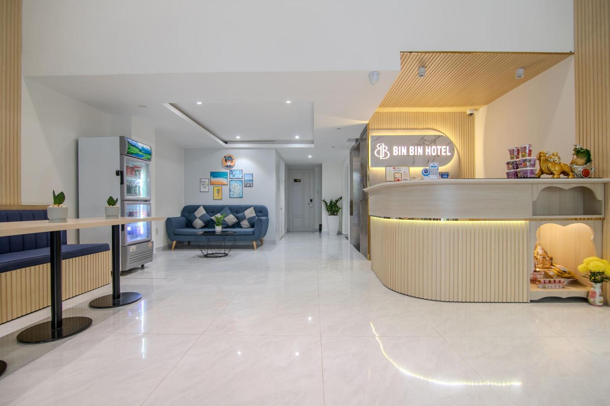 Bin Bin Hotel 6 - Near Secc D7 Cidade de Ho Chi Minh Exterior foto