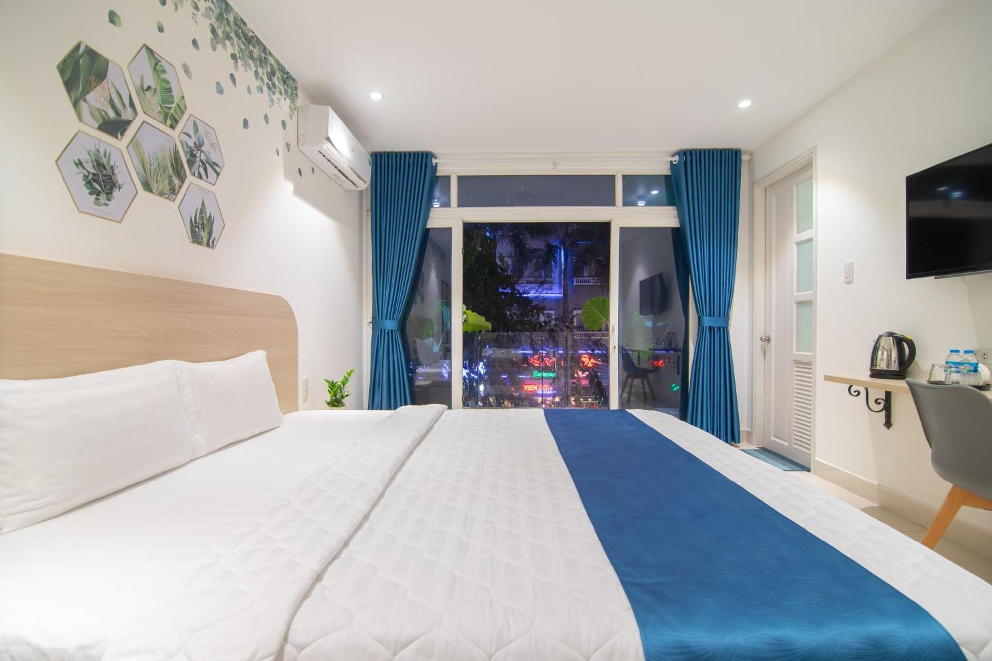 Bin Bin Hotel 6 - Near Secc D7 Cidade de Ho Chi Minh Exterior foto