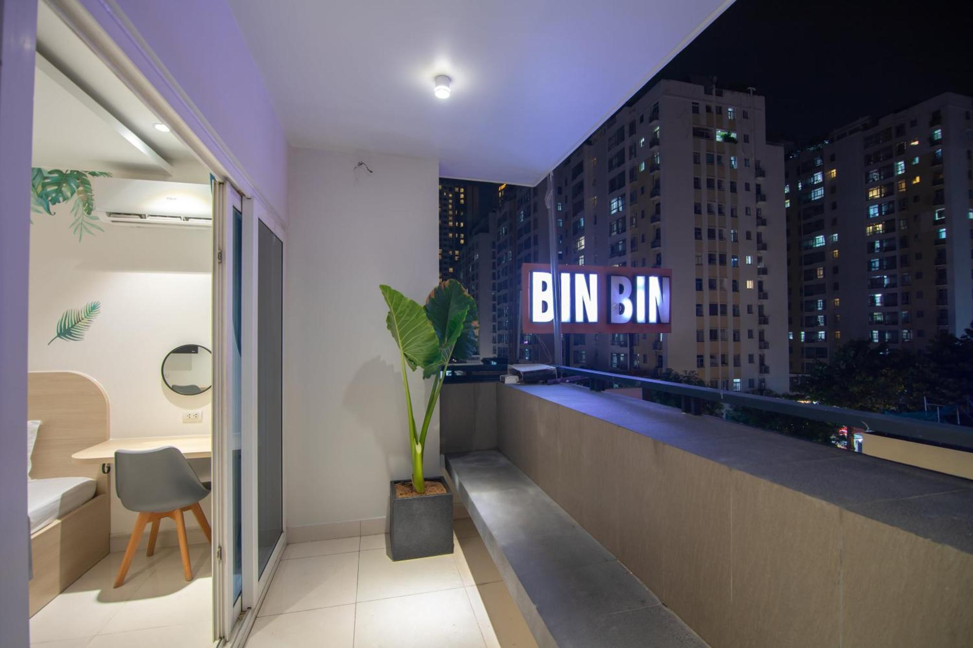 Bin Bin Hotel 6 - Near Secc D7 Cidade de Ho Chi Minh Exterior foto